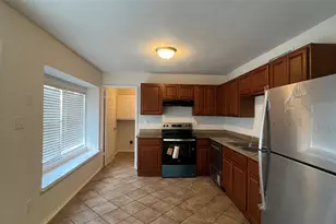 535 Jeff Davis Dr, Richmond, TX 77469 - Photo 8