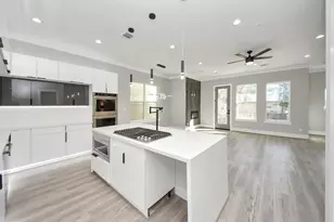 602 W 28th St, Houston, TX 77008 - Photo 12