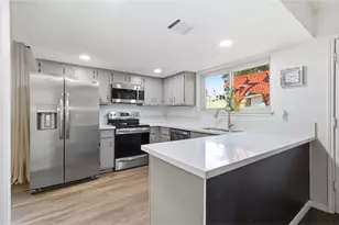 17522 Huntersglen Cir, Humble, TX 77396 - Photo 6