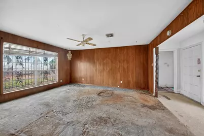 8806 Braunston Lane, Houston, TX 77088 - Photo 6