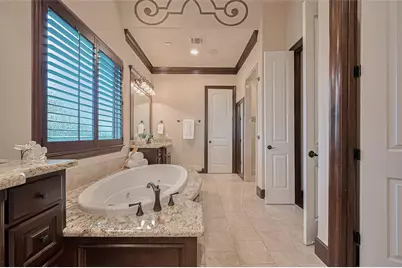 14 Royal King Road, Tomball, TX 77377 - Photo 30