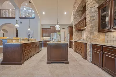 14 Royal King Road, Tomball, TX 77377 - Photo 18