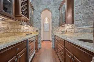 14 Royal King Rd, Tomball, TX 77377 - Photo 8