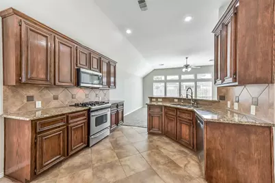 2024 Shore Breeze Drive, Pearland, TX 77584 - Photo 12