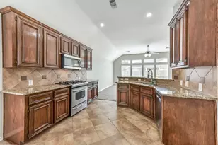 2024 Shore Breeze Dr, Pearland, TX 77584 - Photo 12