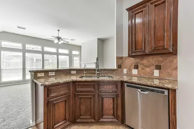 2024 Shore Breeze Drive, Pearland, TX 77584 - Photo 12