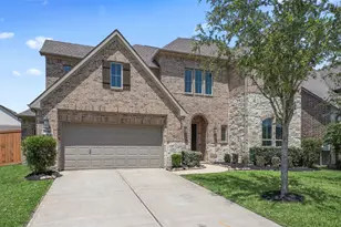 12510 Grayton Dr, Texas City, TX 77568 - Photo 2