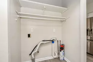 5049 Jefferson St, Houston, TX 77023 - Photo 18
