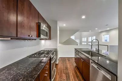 355 Sydnor Street, Houston, TX 77020 - Photo 14
