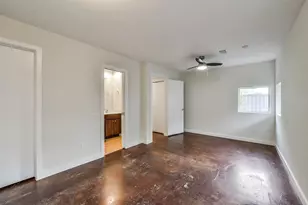 355 Sydnor St, Houston, TX 77020 - Photo 28