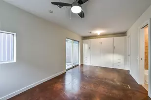 355 Sydnor St, Houston, TX 77020 - Photo 24