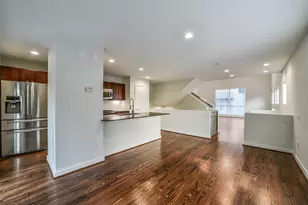 355 Sydnor St, Houston, TX 77020 - Photo 10