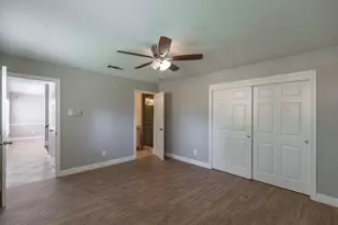 5938 Lattimer Dr, Houston, TX 77035 - Photo 24