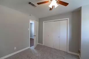 5938 Lattimer Dr, Houston, TX 77035 - Photo 20