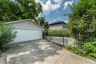 1403 Bonnie Brae, Houston, TX 77006 - Photo 22