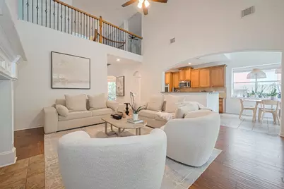 157 E Frontera Circle, The Woodlands, TX 77382 - Photo 12