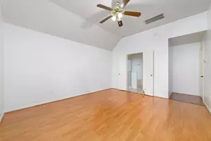 8207 Aliso Canyon Ln, Houston, TX 77083 - Photo 14