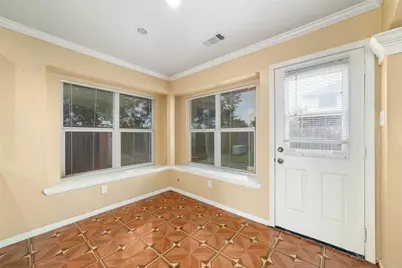 8207 Aliso Canyon Lane, Houston, TX 77083 - Photo 12