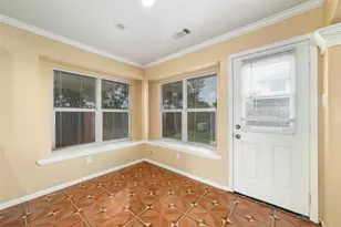8207 Aliso Canyon Ln, Houston, TX 77083 - Photo 12
