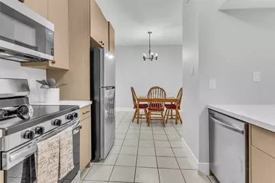 8100 Cambridge Street #125, Houston, TX 77054 - Photo 10