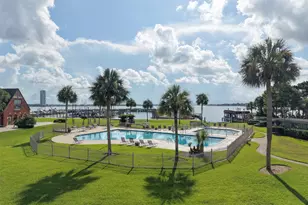 18040 Bal Harbour Dr, Houston, TX 77058 - Photo 22