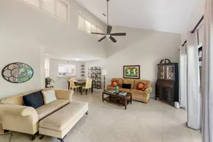 18040 Bal Harbour Dr, Houston, TX 77058 - Photo 4
