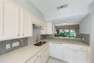 18040 Bal Harbour Dr, Houston, TX 77058 - Photo 8