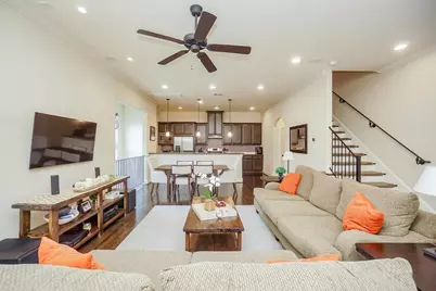 1108 Peveto Street #C, Houston, TX 77019 - Photo 4