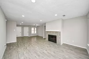 4915 Pecan Grove Dr, Pearland, TX 77584 - Photo 8