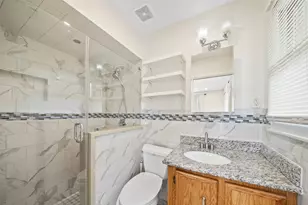 4830 Hummingbird St, Houston, TX 77035 - Photo 16