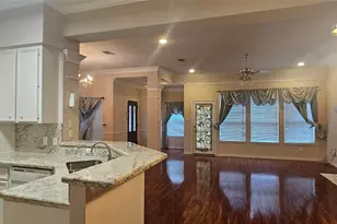 1903 N Travis St, Liberty, TX 77575 - Photo 8