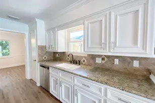 2502 Lufkin Ln, Deer Park, TX 77536 - Photo 14