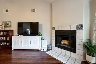 2909 Laurelridge Dr, League City, TX 77573 - Photo 8