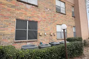 10555 Turtlewood Ct, Houston, TX 77072 - Photo 16