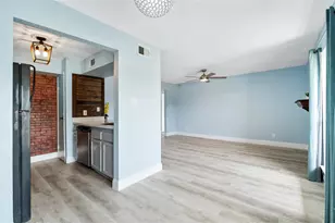 18519 Egret Bay Blvd, Webster, TX 77058 - Photo 12