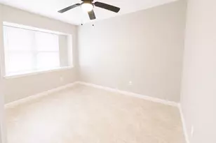 11938 Flushing Meadows Dr, Houston, TX 77089 - Photo 8