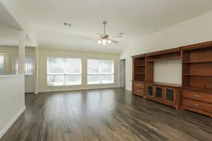 10914 Barker View Dr, Cypress, TX 77433 - Photo 8