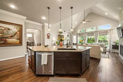 4815 Fairford Drive, Sugar Land, TX 77479 - Photo 14