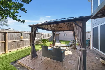 16819 Holly Trail Drive, Houston, TX 77058 - Photo 20