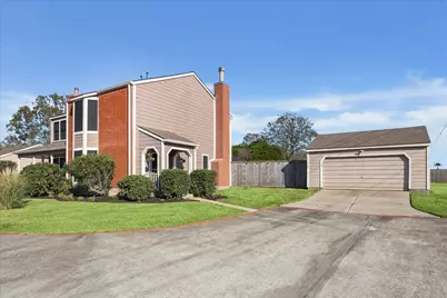 16819 Holly Trail Drive, Houston, TX 77058 - Photo 2