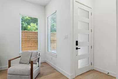 4110 Cortlandt Street, Houston, TX 77018 - Photo 6