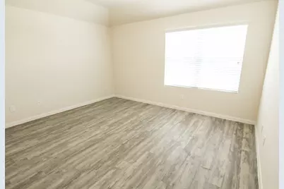 918 Hidden Cove Court, La Marque, TX 77568 - Photo 6