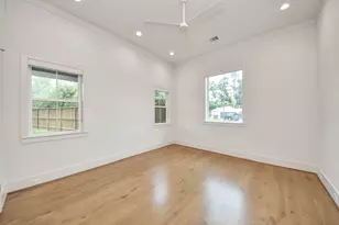 739 Azaleadell Dr, Houston, TX 77018 - Photo 36