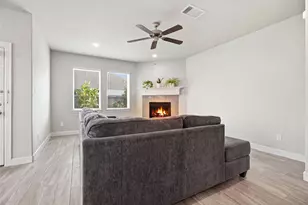 1717 Oakdale Mist Dr, Dickinson, TX 77539 - Photo 10