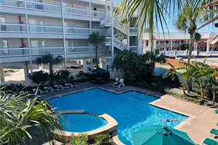 6102 Seawall Blvd, Galveston, TX 77551 - Photo 18