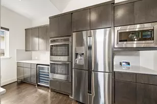 5735 Genoa Springs Ln, Sugar Land, TX 77479 - Photo 20