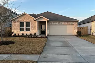 1931 Stargazer Ln, Angleton, TX 77515 - Photo 1