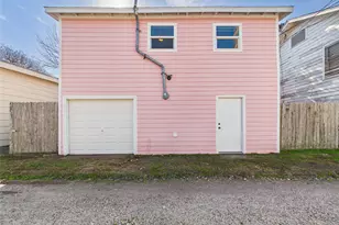 3602 Ave S 1/2 Rear, Galveston, TX 77550 - Photo 32