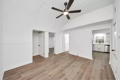 2409 Avenue K, Rosenberg, TX 77471 - Photo 14