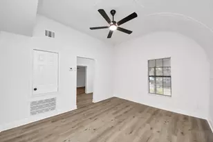 2409 Avenue K, Rosenberg, TX 77471 - Photo 12